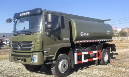 东风四驱供液车