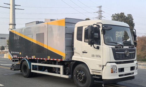 天锦道路滚扫车