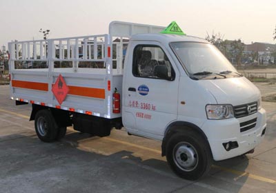 东风俊风3.3米气瓶运输车